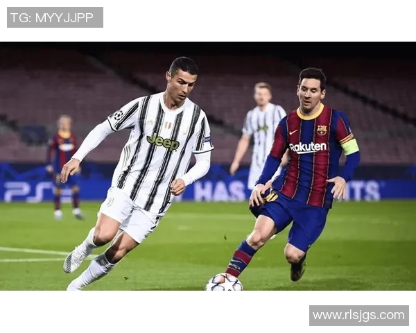 足球巨星们的美食偏好揭秘：从梅西到C罗，他们的私房餐桌是什么样的